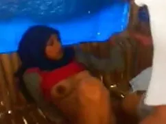 বড়ো মাই, সুন্দরি সে ...