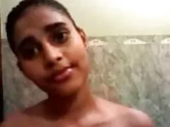 সুন্দরী বালিকা চুদাচ ...