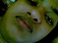 তার নিটোল বান্ধবী সম ...
