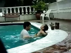 বেয়ার ফুট = হট বাংল ...