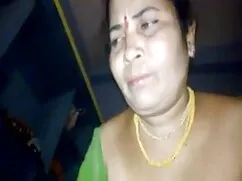 আঙুল মেয়ে ভাই বোনের ...