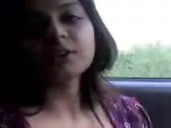 বড় সুন্দরী মহিলা চু ...